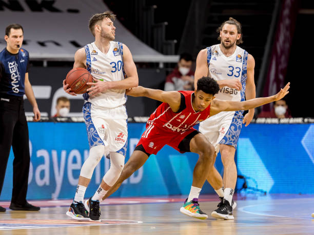 何实现这一 何实现这一