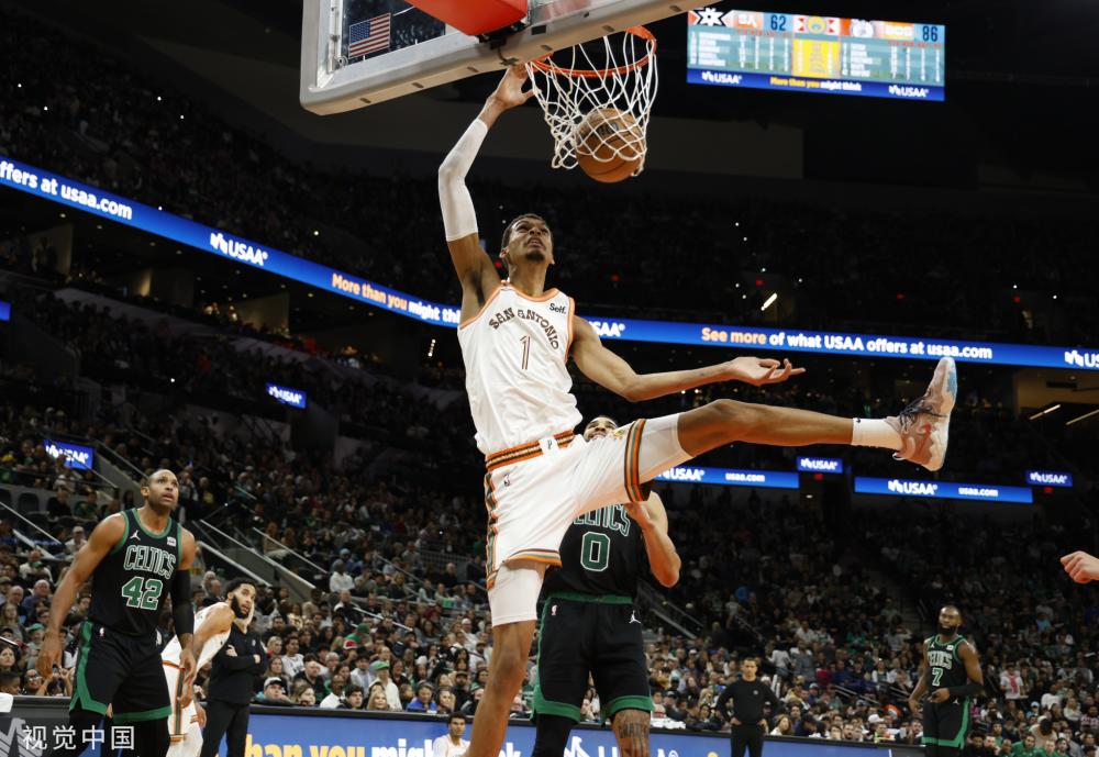 还要热闹 还要热闹