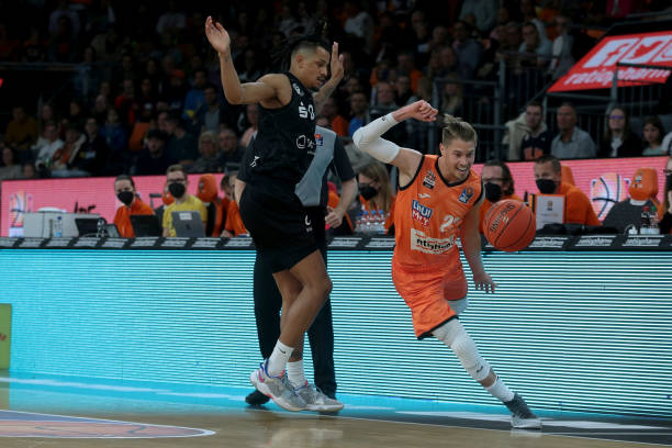 更在于是否 更在于是否