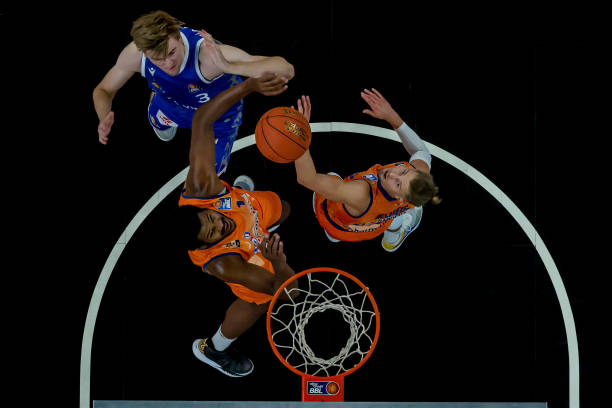 曾有过激烈 曾有过激烈