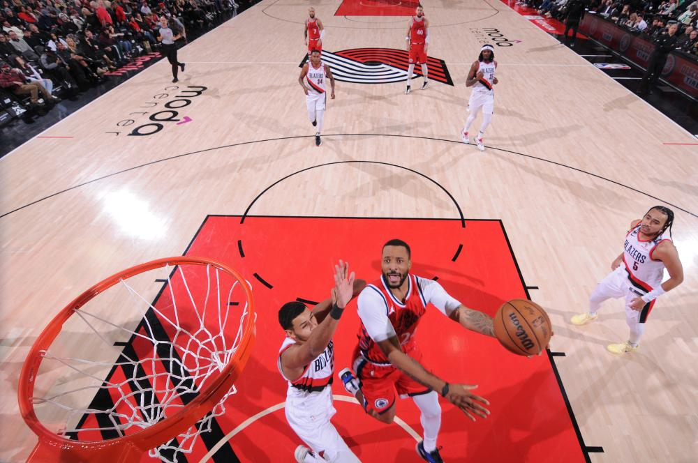 和抢篮板完 和抢篮板完